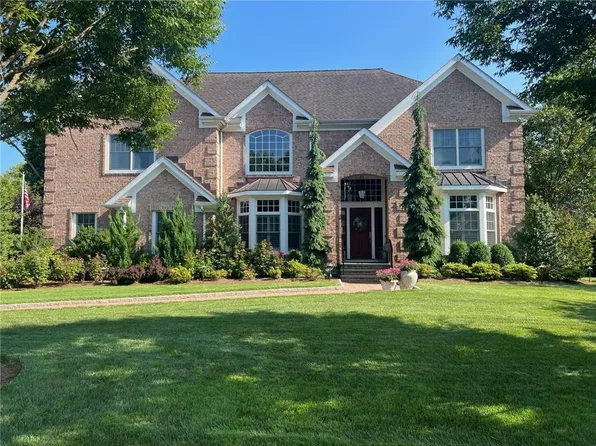 3 Cambridge Court, New Rochelle, NY 10804