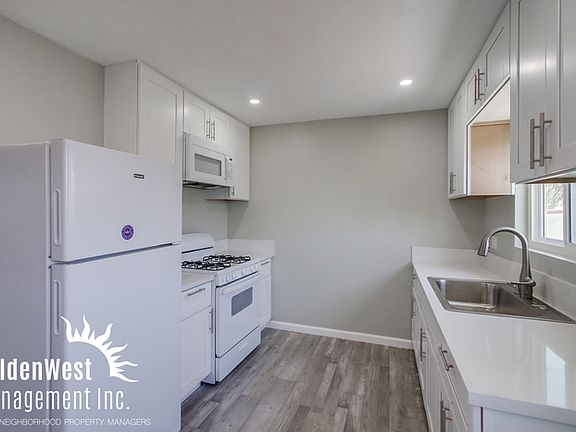 4th image of 3211 Euclid Ave APT B