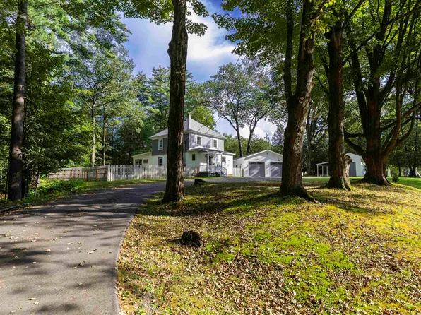 92 Ravenswood Terrace, Hartford, VT 05001