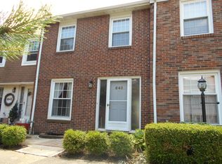 643 Simbury St, Columbus, OH 43228