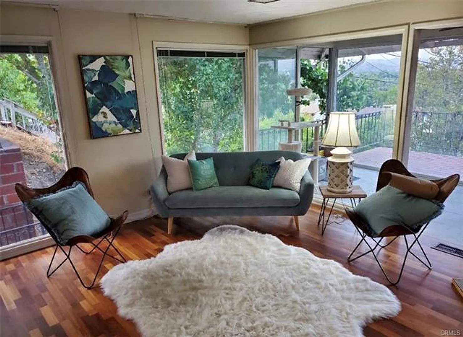 Rare multi-generational home — Photo 4