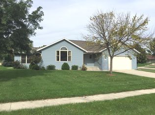 250 Willow Creek Rd, Rosendale, WI 54974