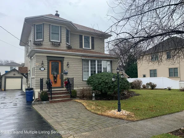 61 Prescott Ave, Staten Island, NY 10306