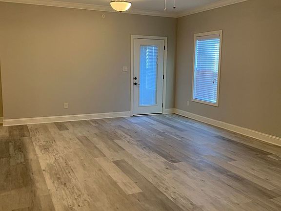 3rd image of 249 Greenwood Ln APT 54
