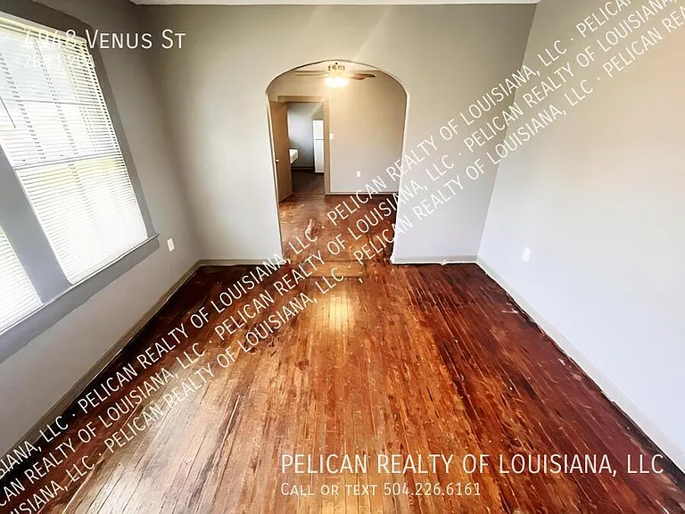 4948 Venus St — Photo 5
