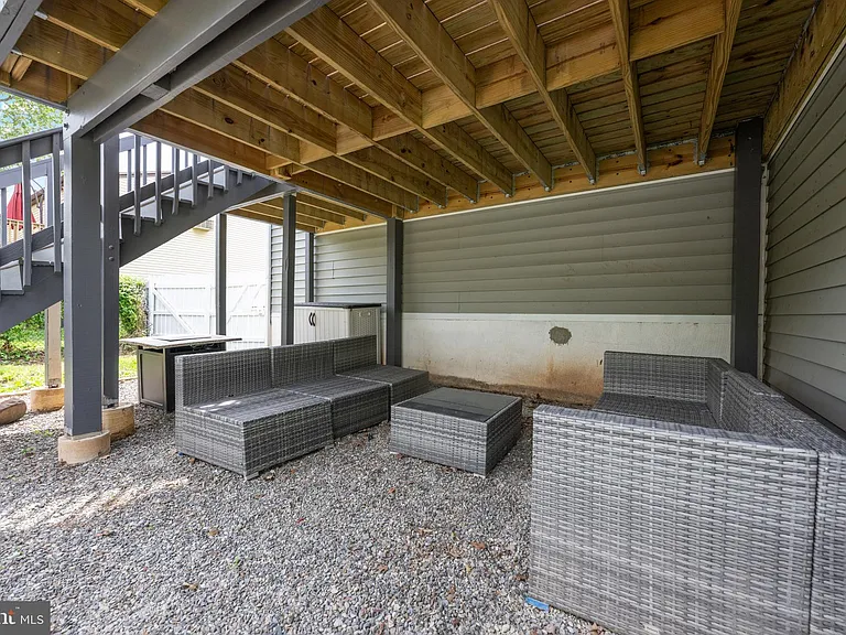 972 Log College Dr — Photo 36
