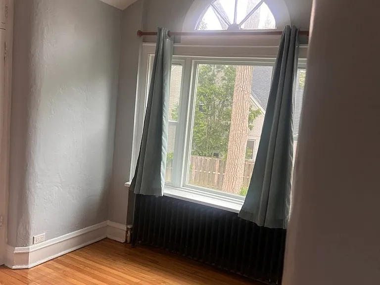 1155 N Saint Johns Ave #F — Photo 2