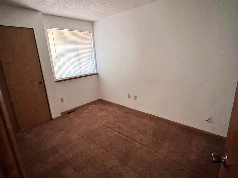 9509 166th St E — Photo 5