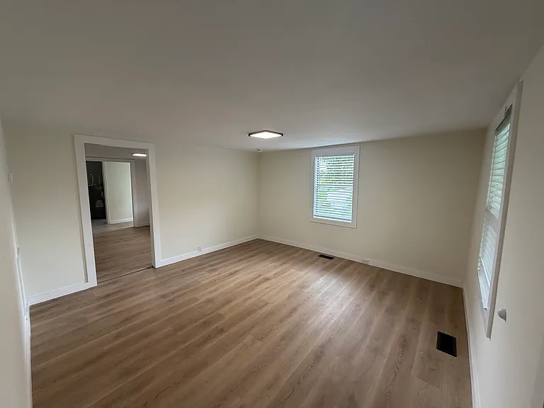4717 Griffith Dr — Photo 4