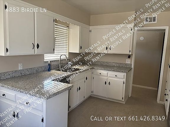 4th image of 4883 Birdie Ln