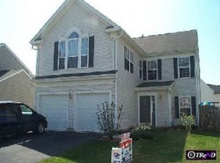 49 Greenbrook Dr, Columbus, NJ 08022