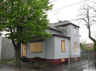 17 Puritan St, Providence, RI 02907