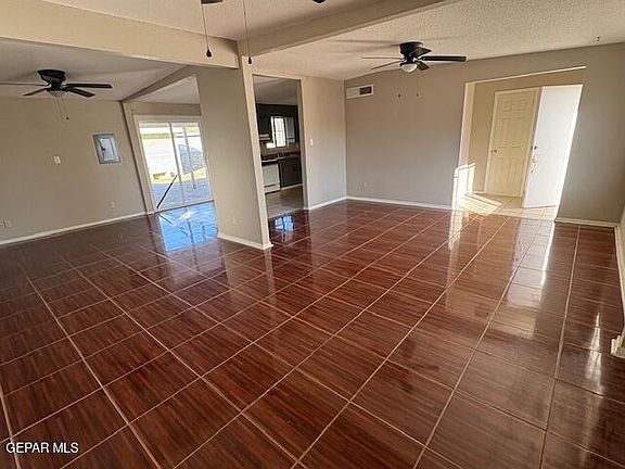 3rd image of 10533 Tareyton St
