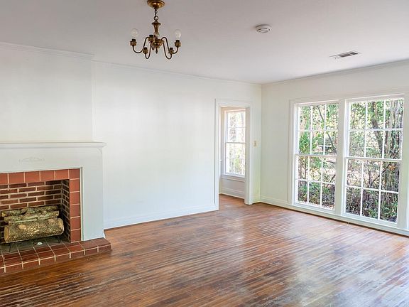 4th image of 1405 Phillips St