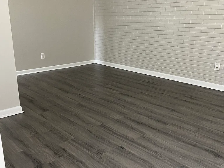 Brixton Place Apartments — Photo 6
