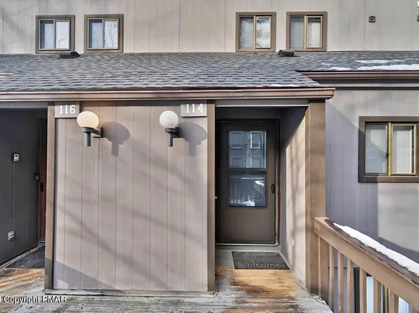 114 Cross Country Ln, Tannersville, PA 18372