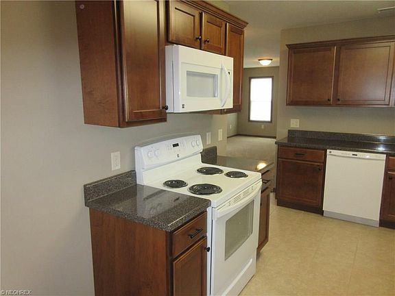 5th image of 1327 Kelly St NW
