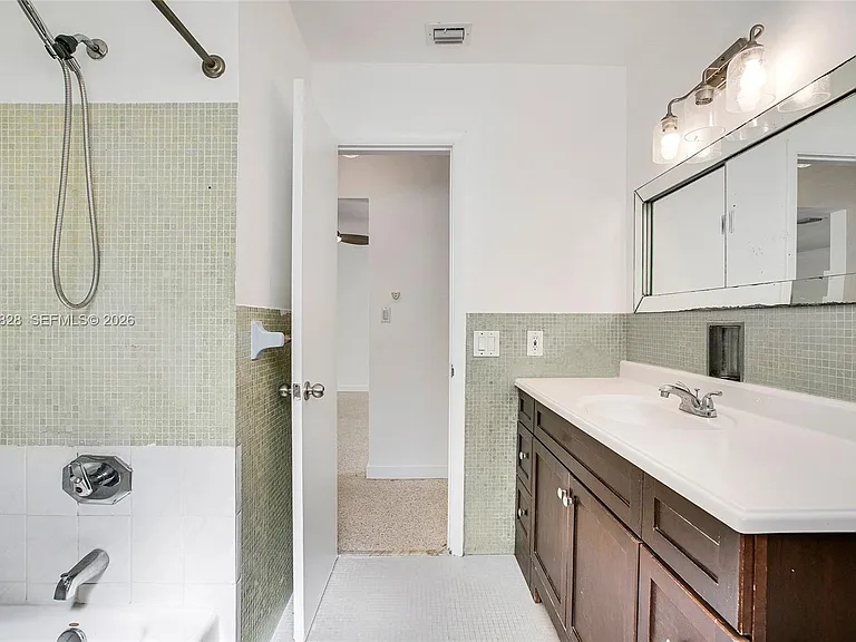 9372 Abbott Ave — Photo 17