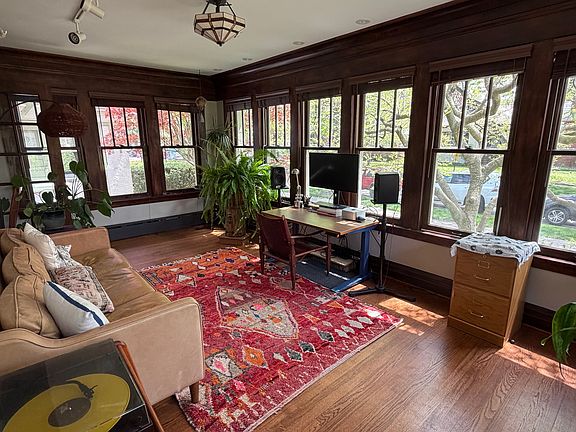 First floor office/studio or bedroom