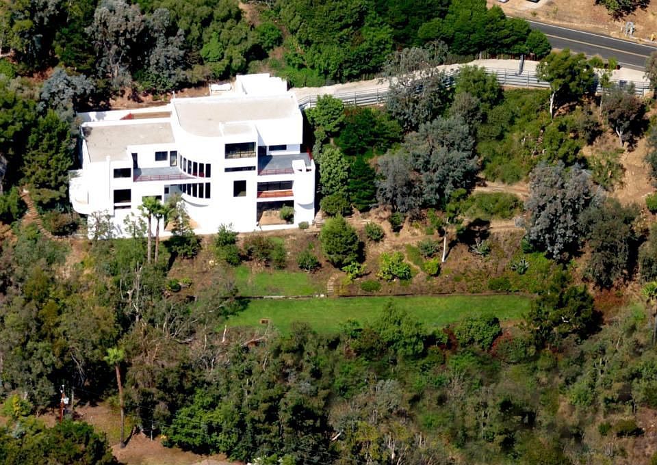 1st image of 2751 Rambla Pacifico St