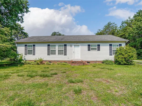 107 Stewart Dr, Bessemer City, NC 28016