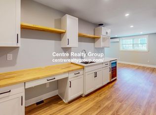 138 Sherman St #1, Cambridge, MA 02140