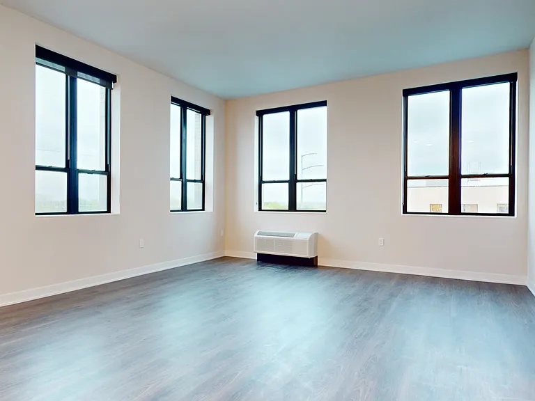 Dining/Living room