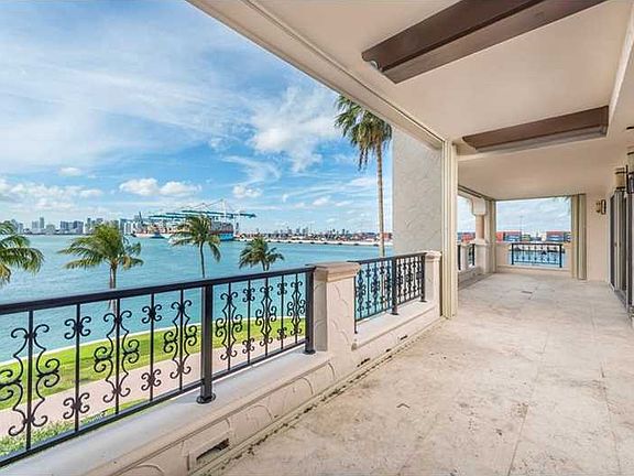 3rd image of 5335 Fisher Island Dr #5335