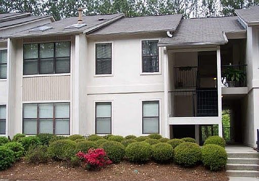 Charming Stucco buildings with Garden styled homes