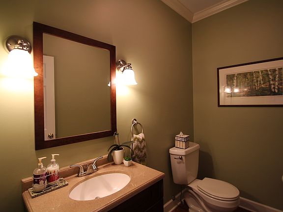 5th image of 27 Arbor Creek Dr