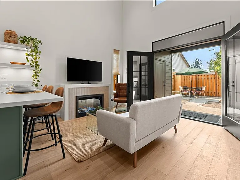 7314 SE 69th Ave #B — Photo 2