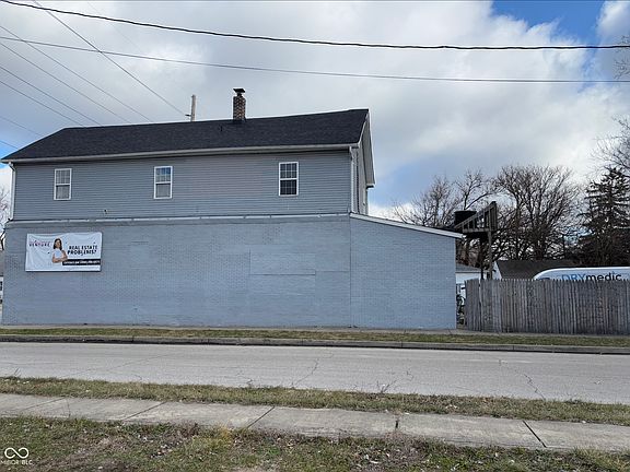 3rd image of 2937 W 10th St