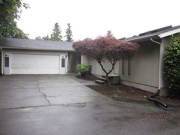2nd image of 909 116th Ave SE