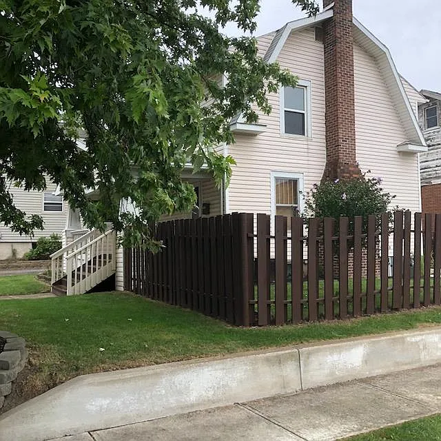 478 Bellefontaine Ave photo 1