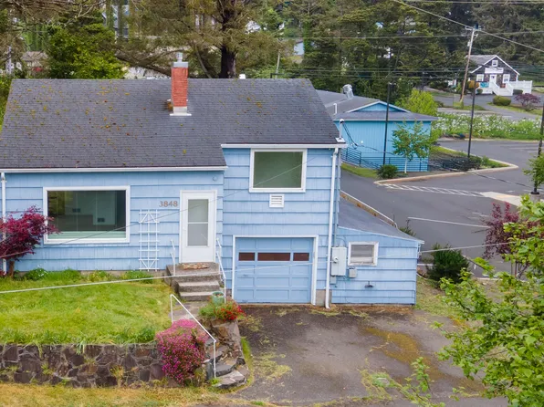 3848 NW Port Ave, Lincoln City, OR 97367