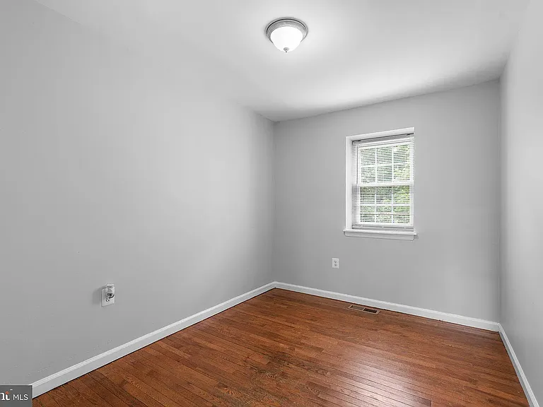 8241 Parham Ct — Photo 7