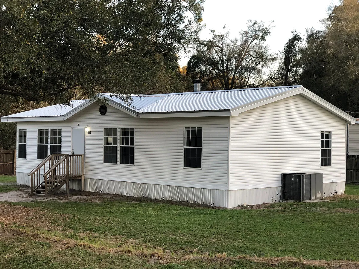 Building Photo - 1390 NW 86th Ln