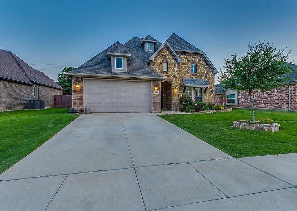 1st image of 1149 Indigo Ln
