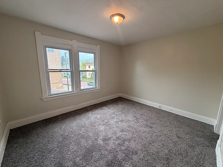 834 N Detroit Ave — Photo 13