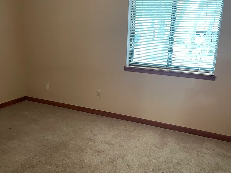 1018 Alderwood Way — Photo 8