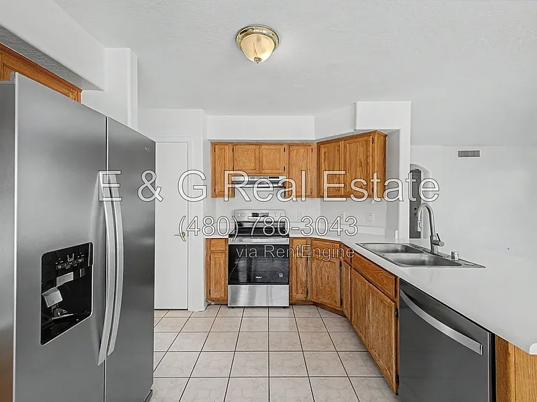 3121 E Wagoner Rd — Photo 13