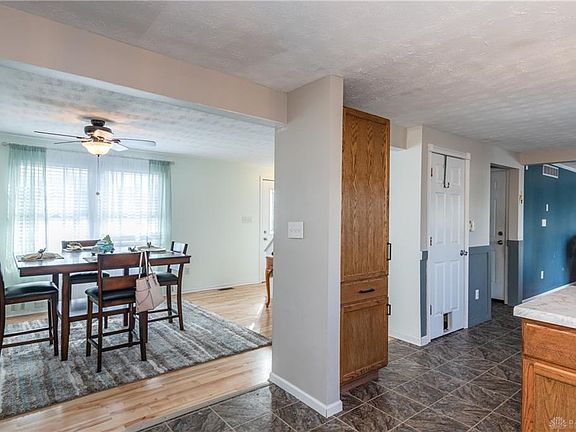 5th image of 685 Hile Ln