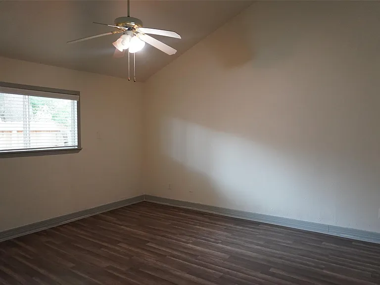 6419 Teal Run Dr — Photo 10
