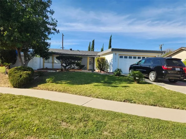 1056 Lullaby Ln, Corona, CA 92878
