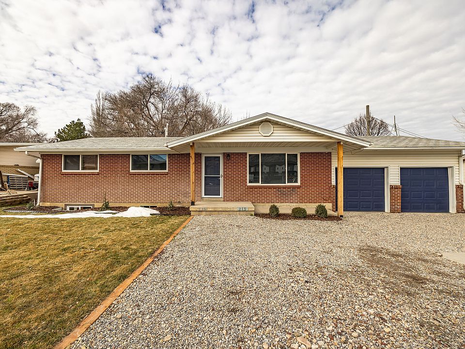 1st image of 215 N 800 E