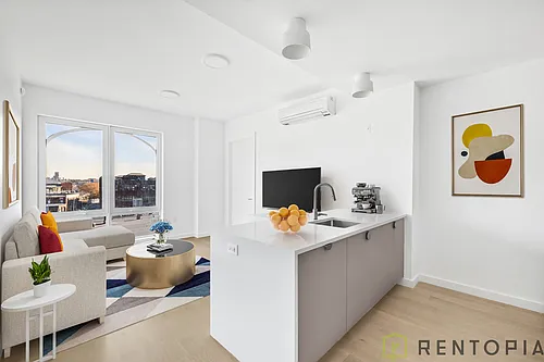 210 Greenpoint Ave #4I Photo 1
