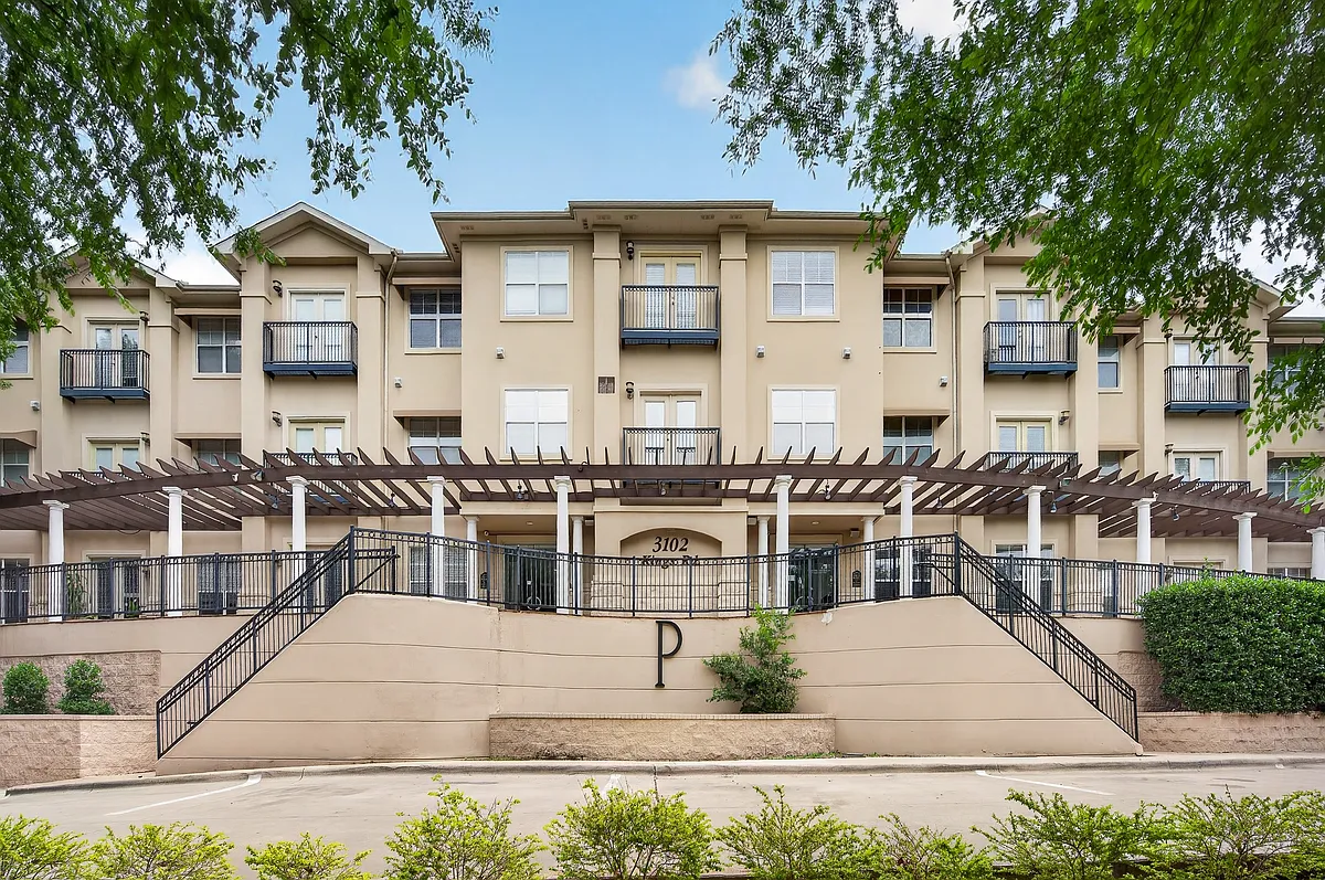 Building Photo - 3102 Kings Rd #1110