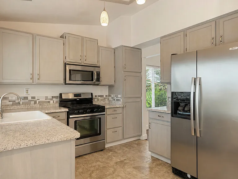 22943 Navut Ave — Photo 7