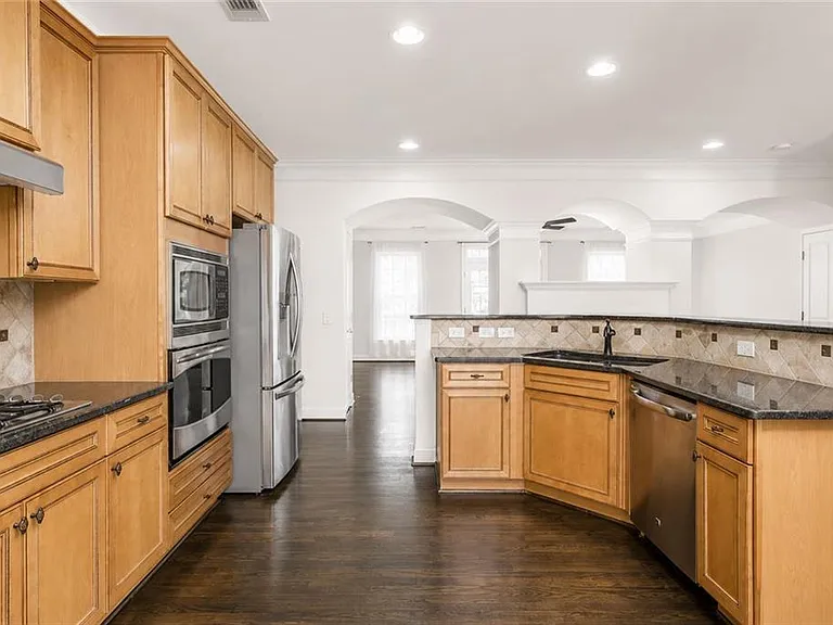 9034 Woodland Trl — Photo 7