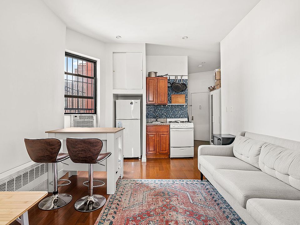 1st image of 108 Stanton St APT 5B